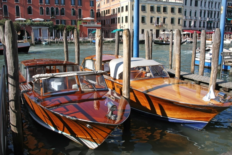Traslados entre el Puerto y el centro de Venecia Traslados entre el Puerto y el centro de Venecia