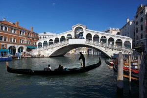 Puente Rialto sobre el Gran Canal